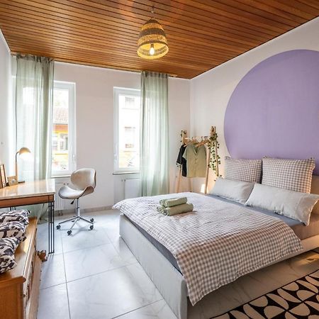 Wohlfuehlwohnung Mit 25 Qm Terrasse, Netflix Koblencja Zewnętrze zdjęcie